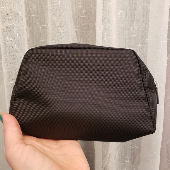 Tumi Delta Travel Zipper Pouch Black - Picture 4 of 8